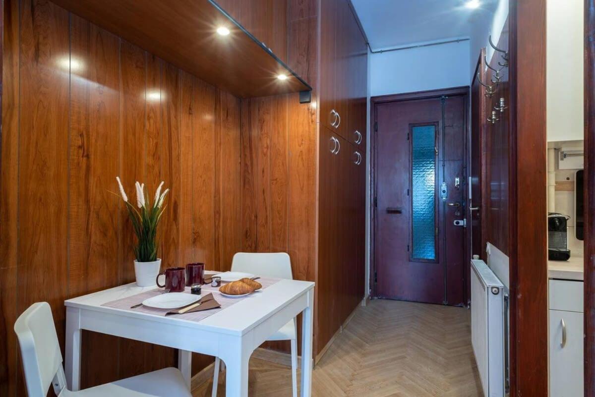 Convenient Apartment In The Heart Of Downtown Budapest Exterior foto